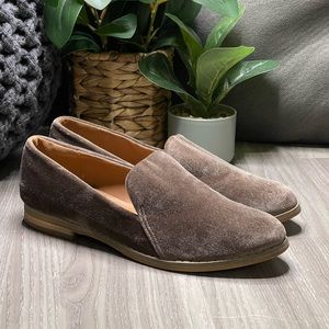 Indigo Rd. Tan Velvet Loafers